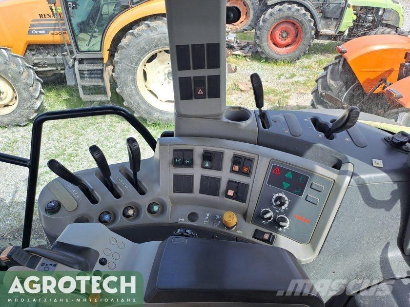 CLAAS AXION 810 CIS Traktörler