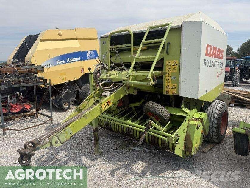 CLAAS Rollant 250 RC Rulo balya makinalari