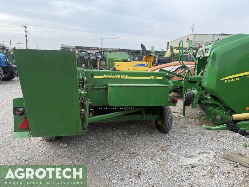 John Deere 359 Traktörler