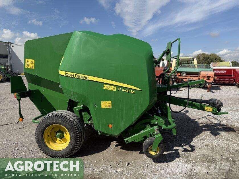 John Deere F441M Rulo balya makinalari