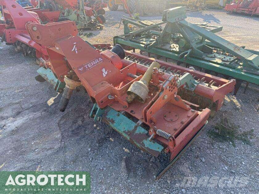 Kverneland NGM 251 Traktörler