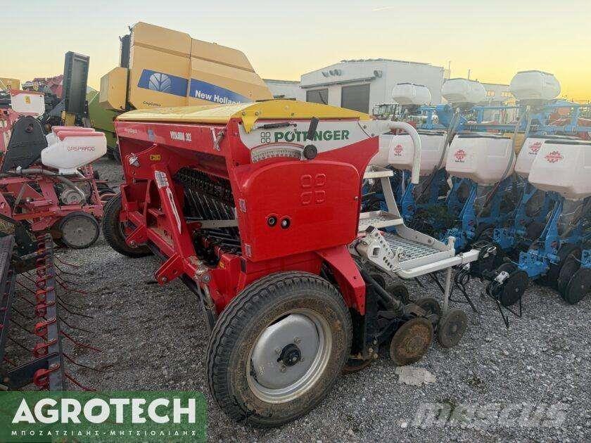 Pöttinger  Traktörler