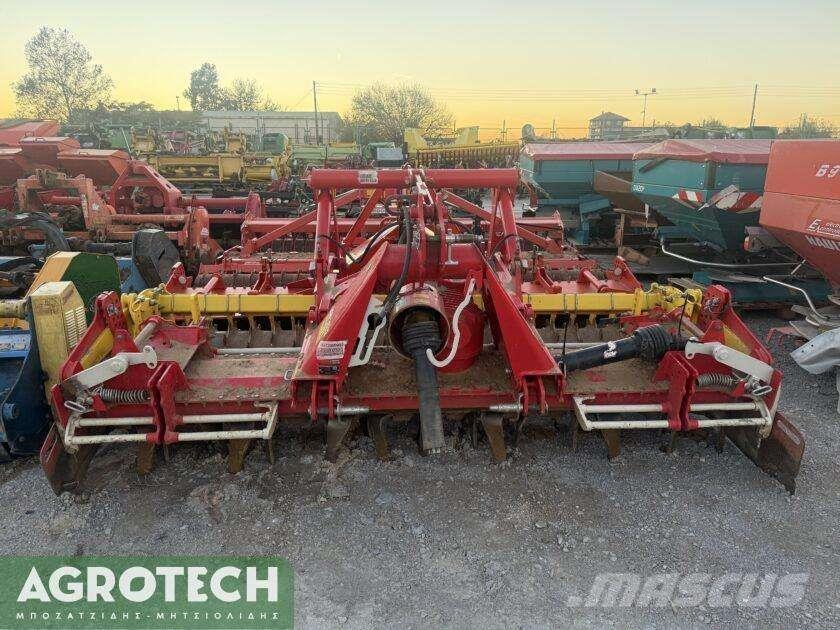 Pöttinger  Traktörler