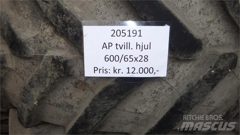 AP 600/65R28 Tekerlekler