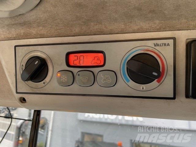 Valtra S374 Traktörler