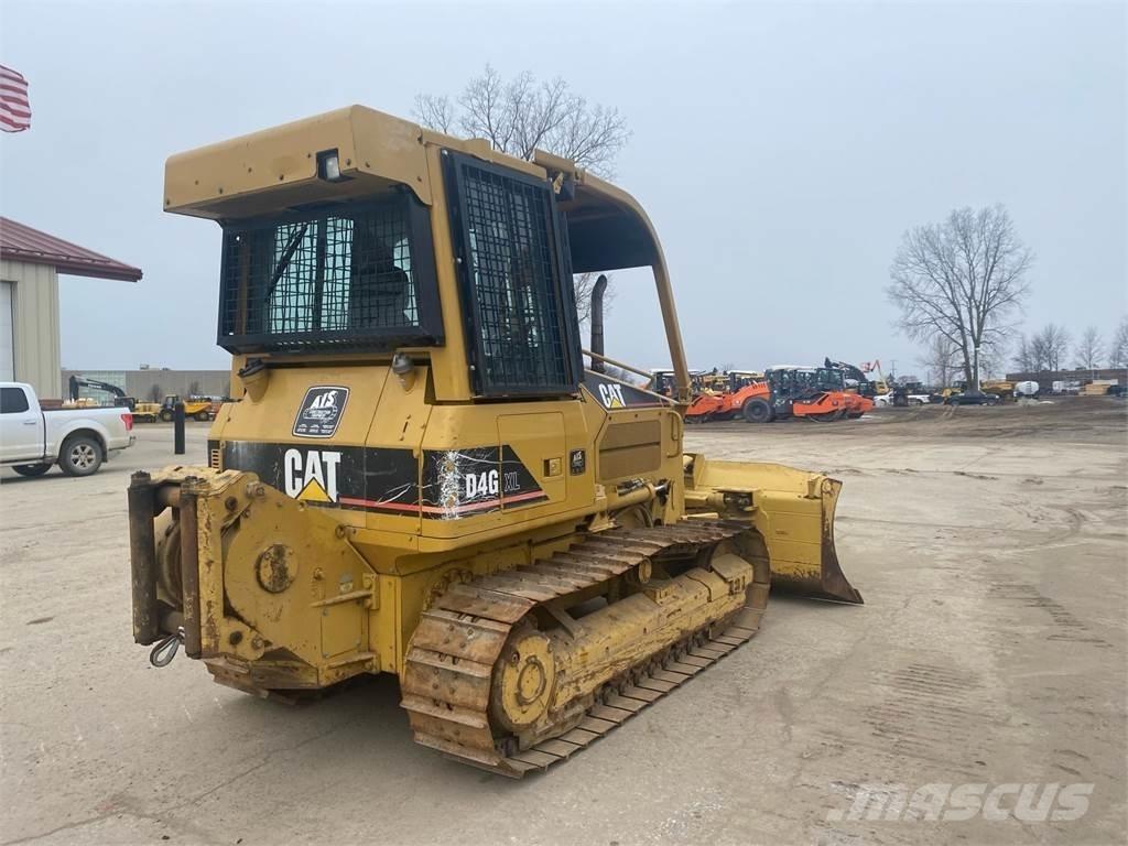 CAT D4G XL Paletli dozerler