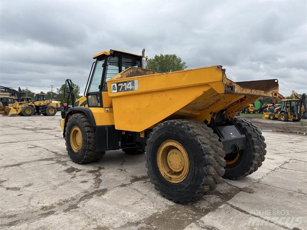 JCB 714 Belden kirma kaya kamyonu
