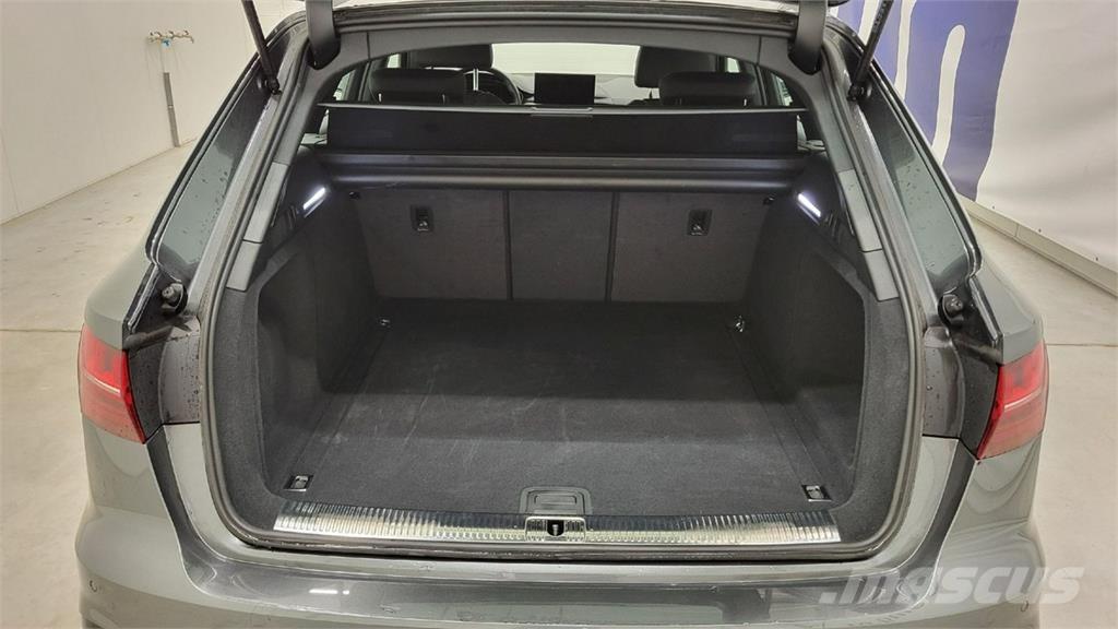 Audi A4 Otomobiller