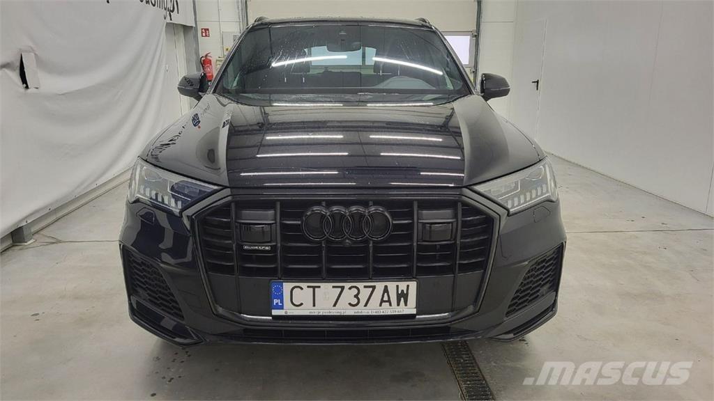 Audi Q7 Otomobiller