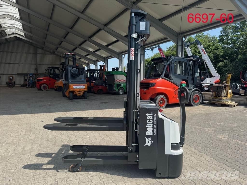 Bobcat BSL 12 N-7i Yaya kumandali istif makinasi