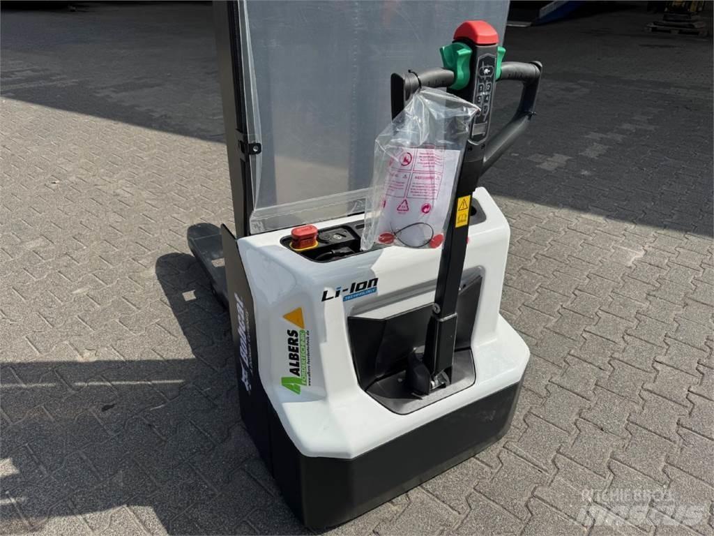Bobcat LSM 12 N -7 Yaya kumandali istif makinasi