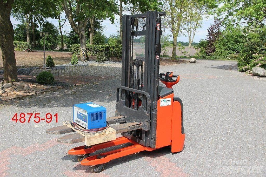 Linde L 16 i Yaya kumandali istif makinasi