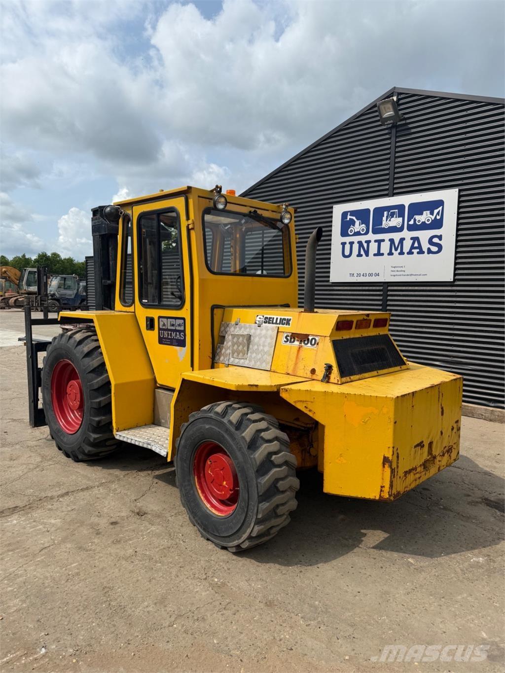  5tons kapacitet Arazi tipi forklift