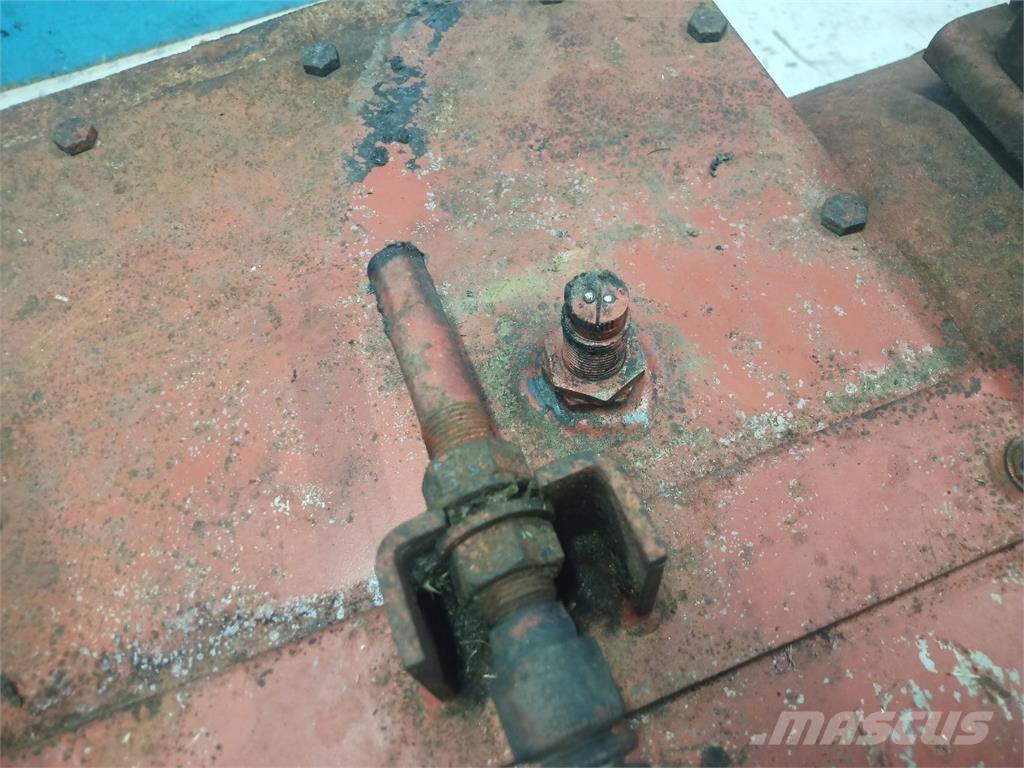 CASE 1680 Sanzuman