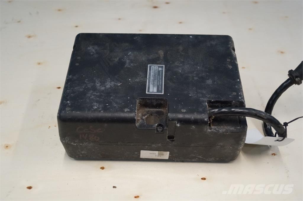 CASE 1680 Elektronik
