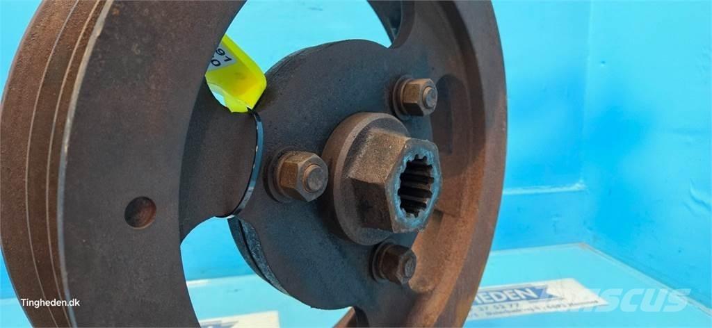 CASE 1680 Diger tarim makinalari