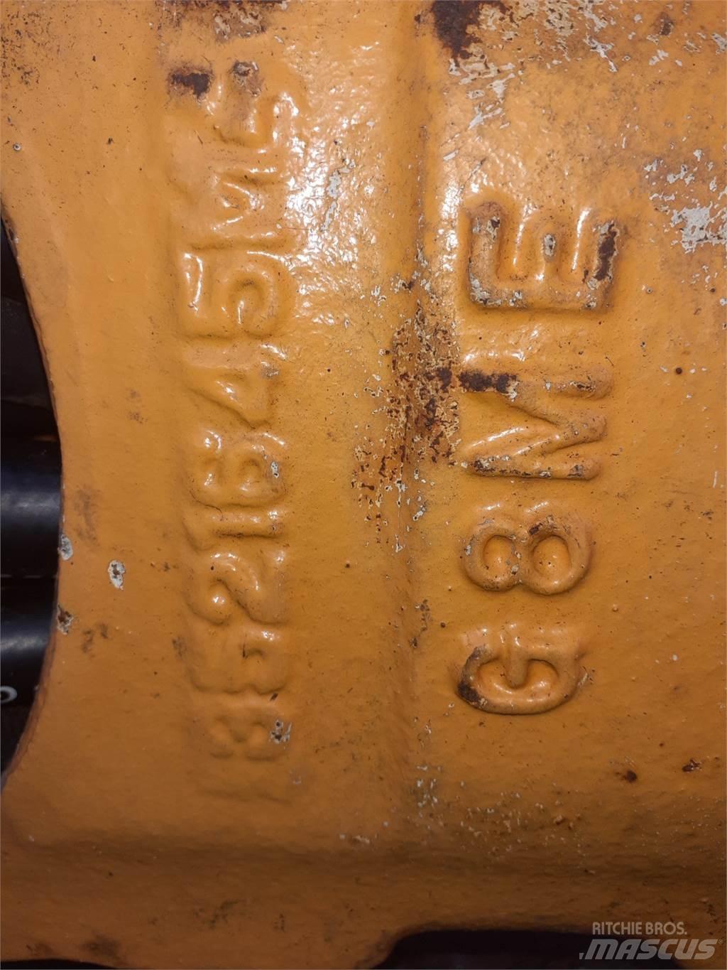 CASE 595 Beko kepçeleri
