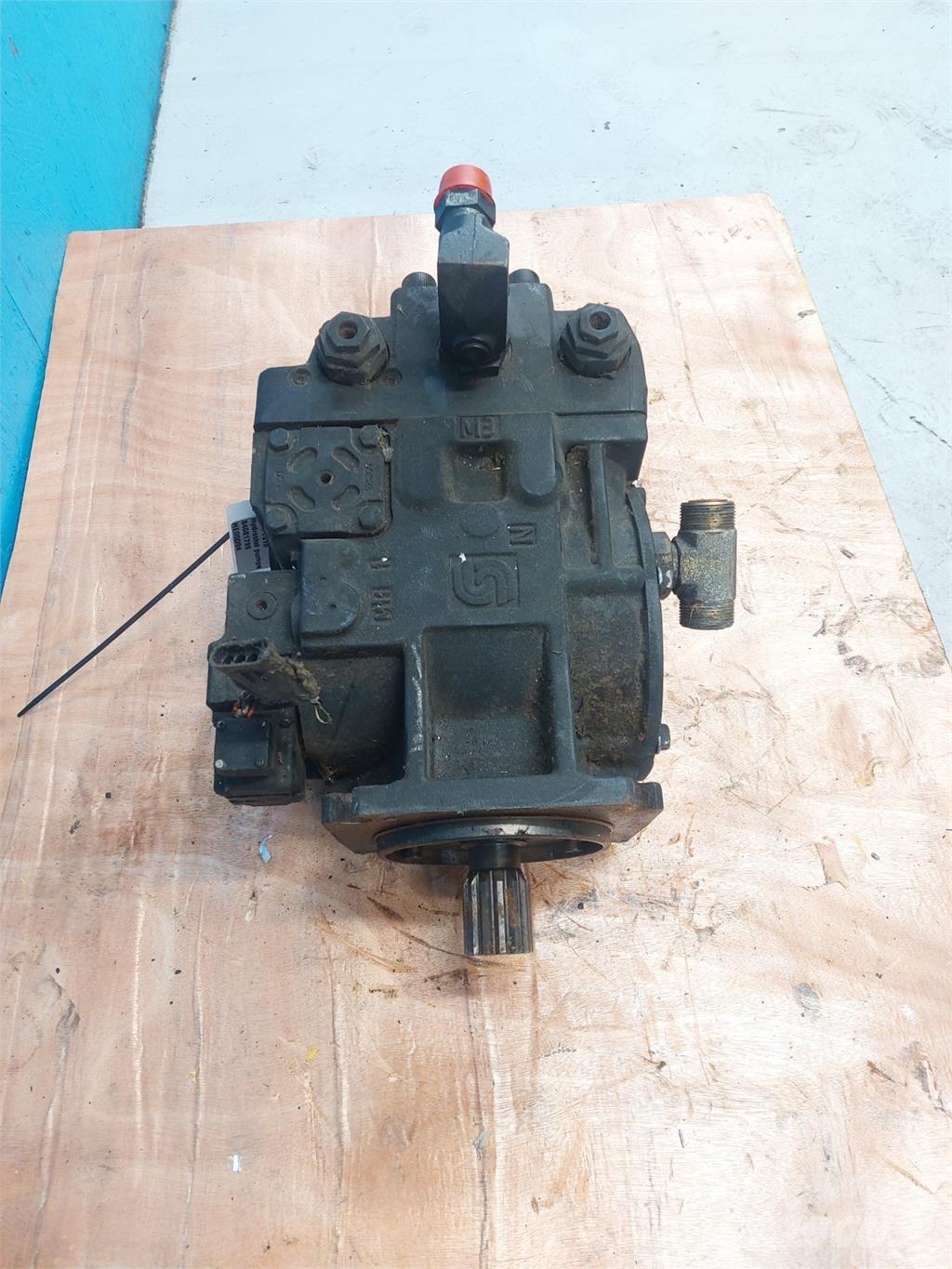 CASE 7010 Hidrolik