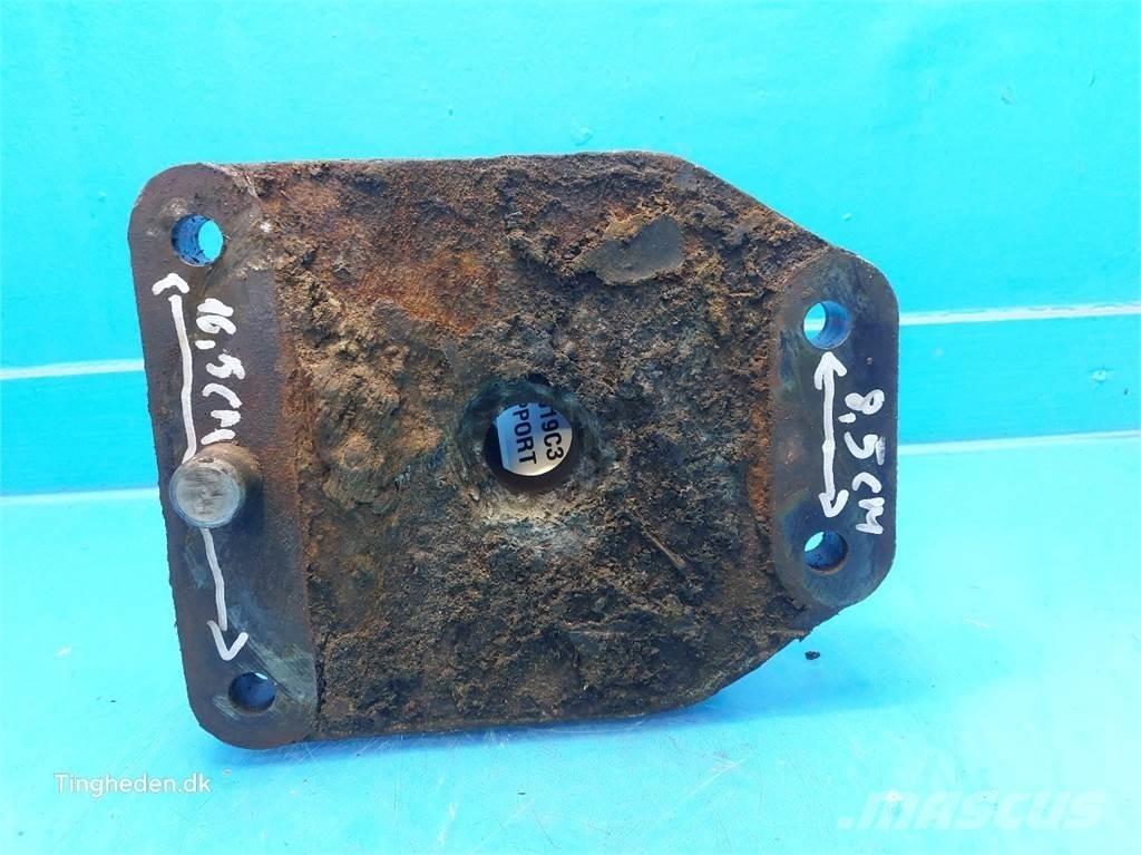 CASE 7130 Diger traktör aksesuarlari