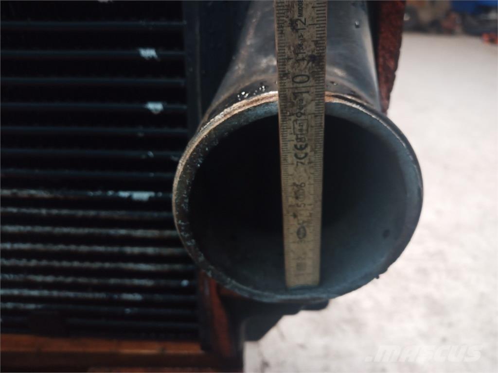CASE 8010 Radyatörler