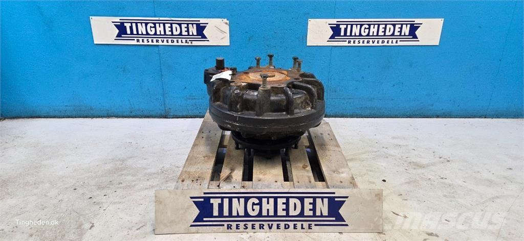 CASE 8010 Biçerdöver aksesuarlari