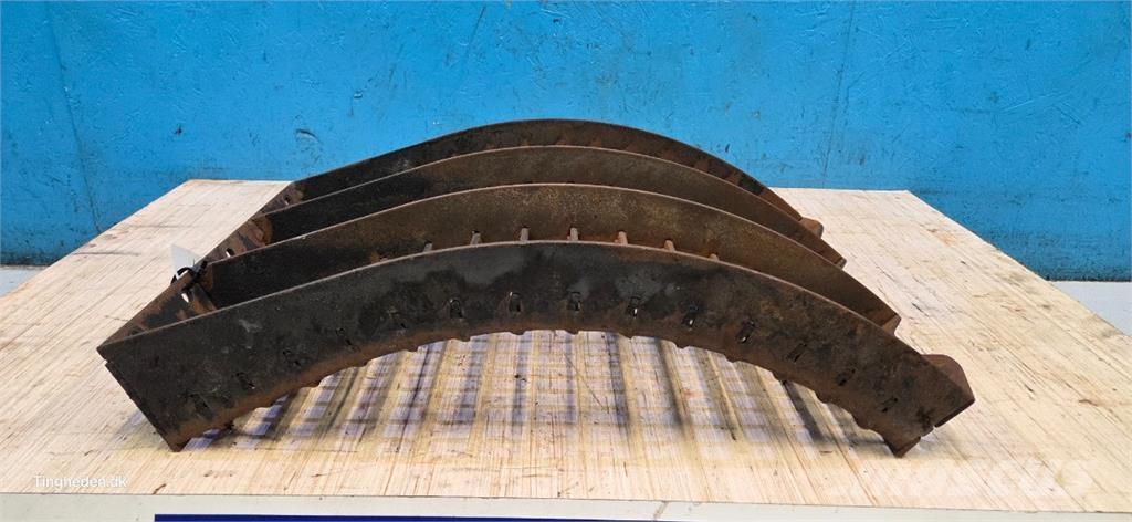 CASE 8010 Biçerdöver aksesuarlari