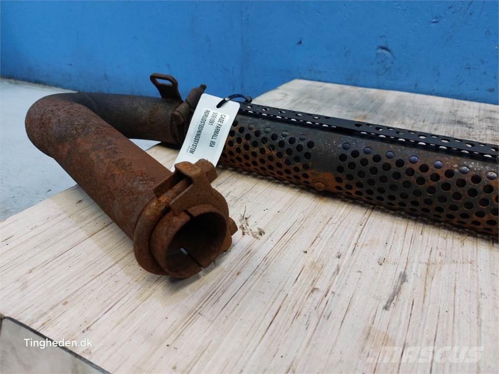 CASE Farmall 95A Motorlar