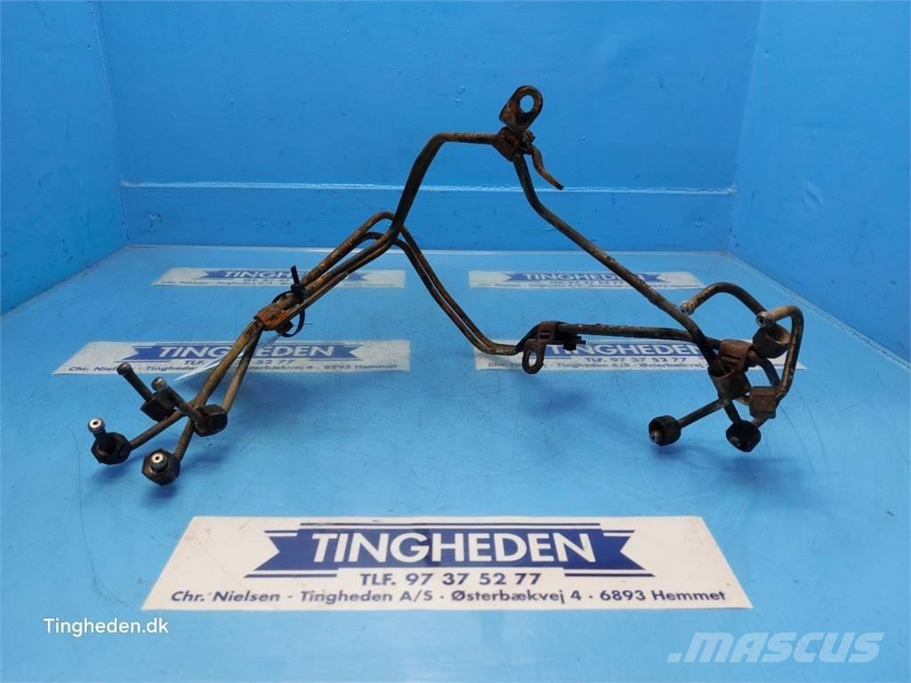 CASE Farmall 95A Motorlar