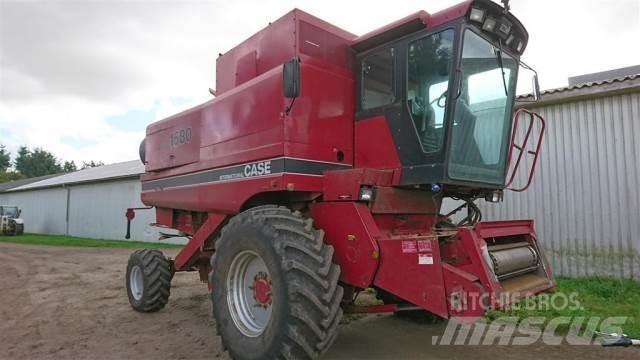 Case IH 1680 Biçerdöverler