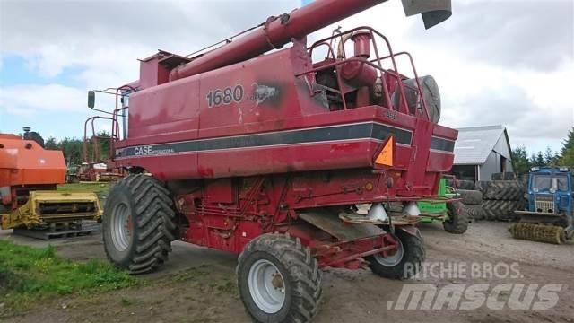 Case IH 1680 Biçerdöverler