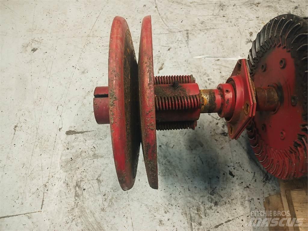Case IH 2388 Kum ve tuz serpiciler
