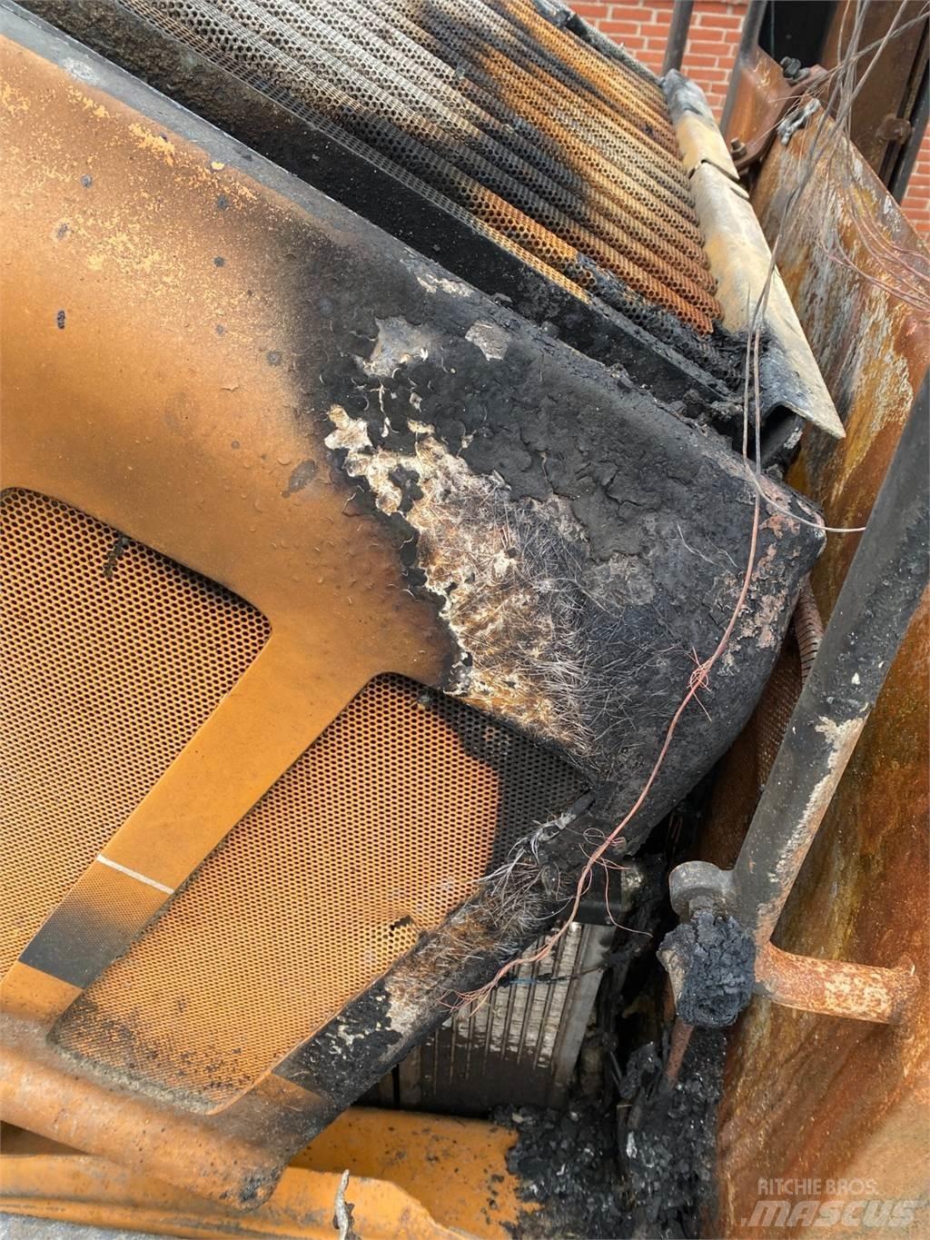 Case IH 621D Elekli kepçeler