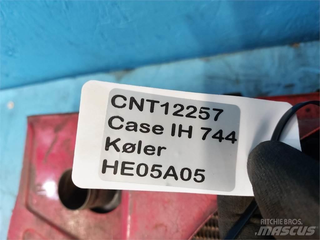 Case IH 744 Radyatörler
