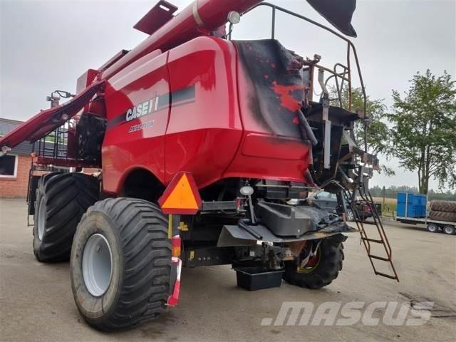 Case IH 8010 Biçerdöverler
