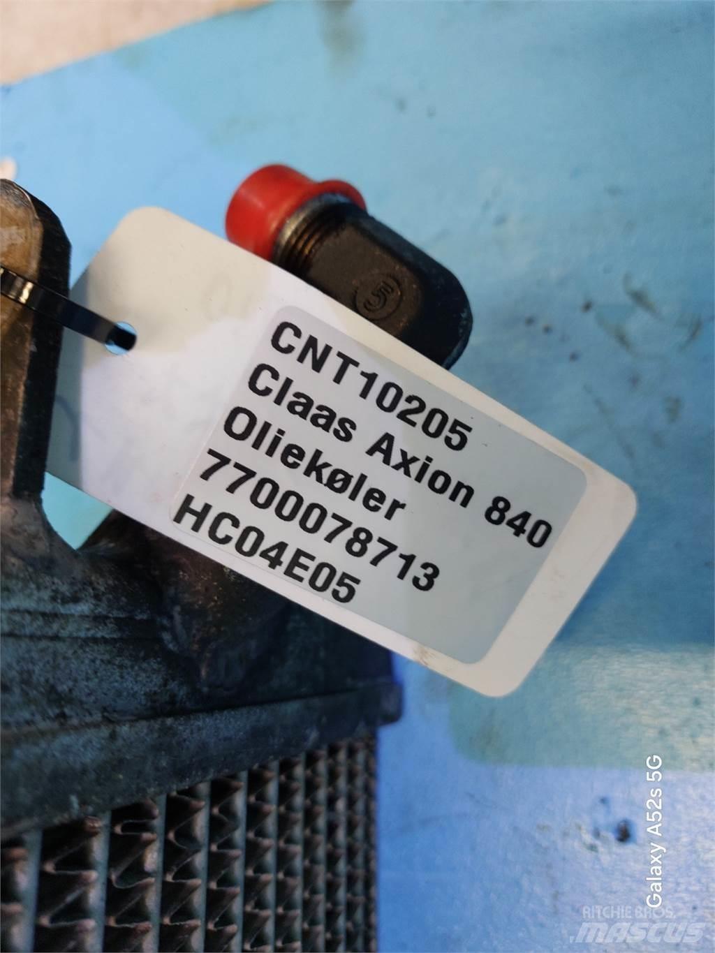 CLAAS Axion 840 Radyatörler