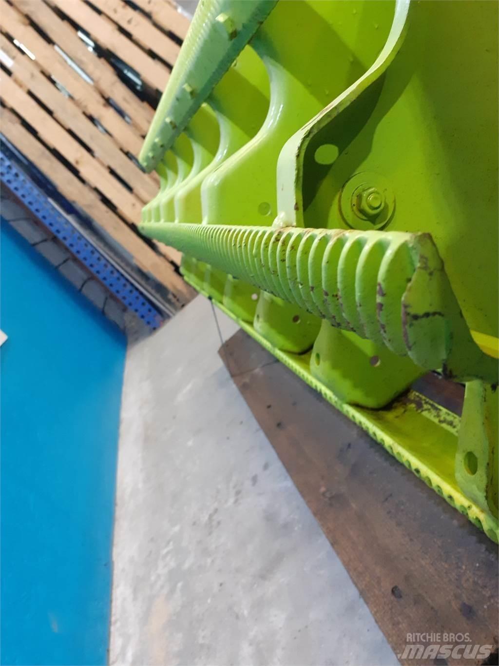 CLAAS Lexion 460 Biçerdöver aksesuarlari