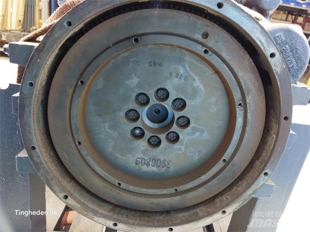 Cummins 6LTAA8.9 Motorlar