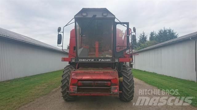 Deutz-Fahr M2680 Biçerdöverler