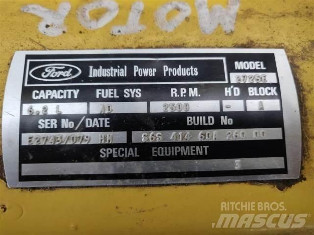 Ford 2725E Motorlar