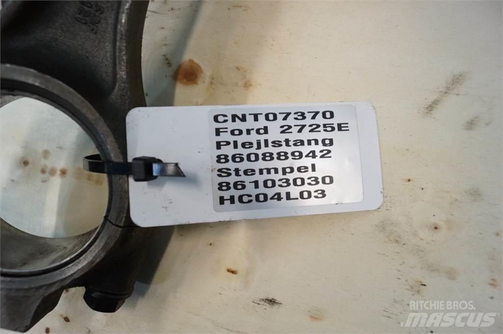 Ford 2725E Motorlar