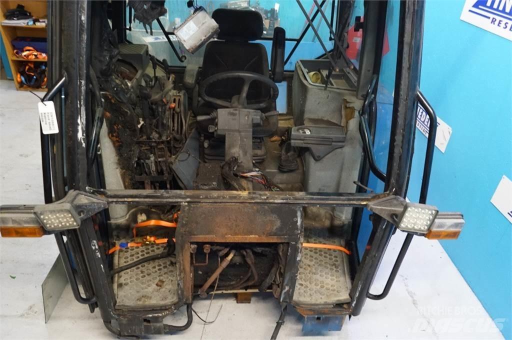 Ford 6640 Kabin