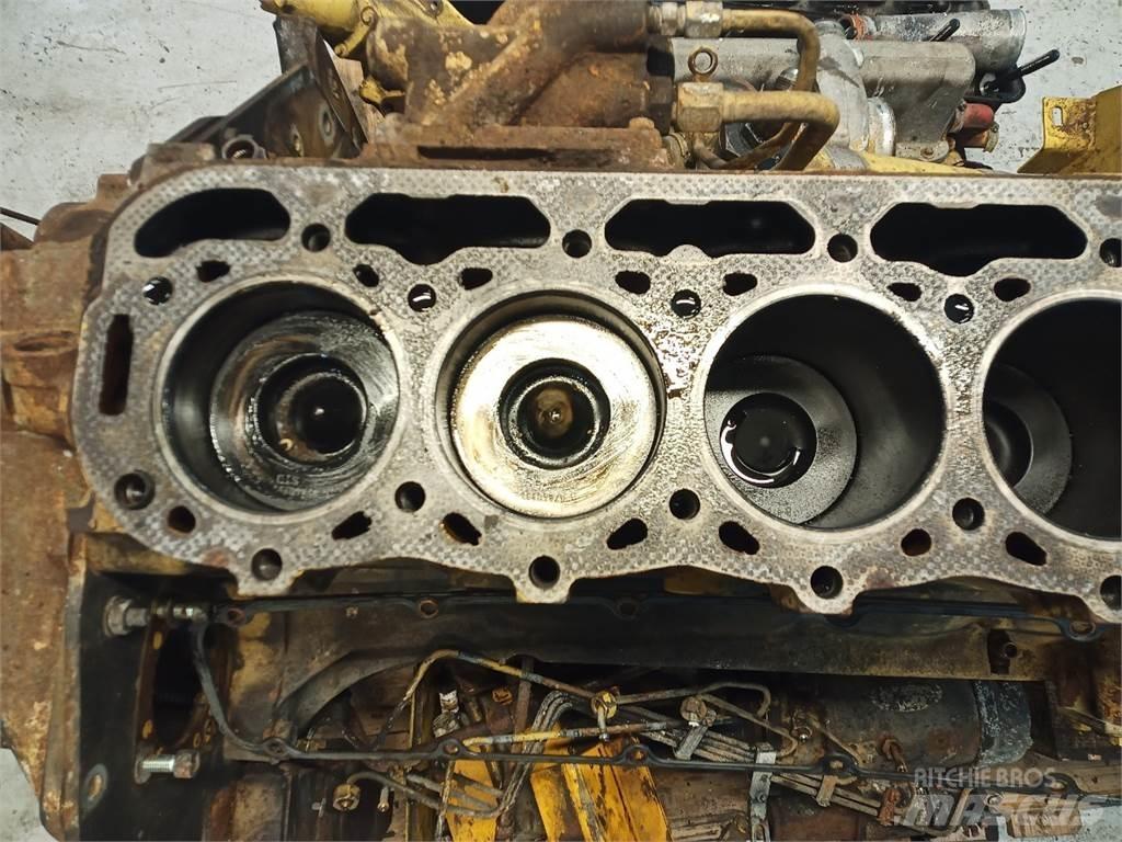 Ford 675TA Motorlar