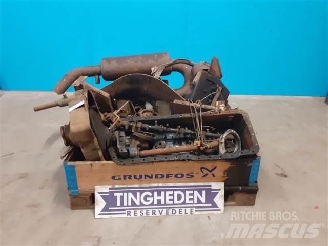 Ford 678 HTA Motorlar