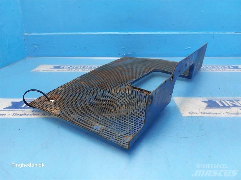 Ford 7700 Diger traktör aksesuarlari