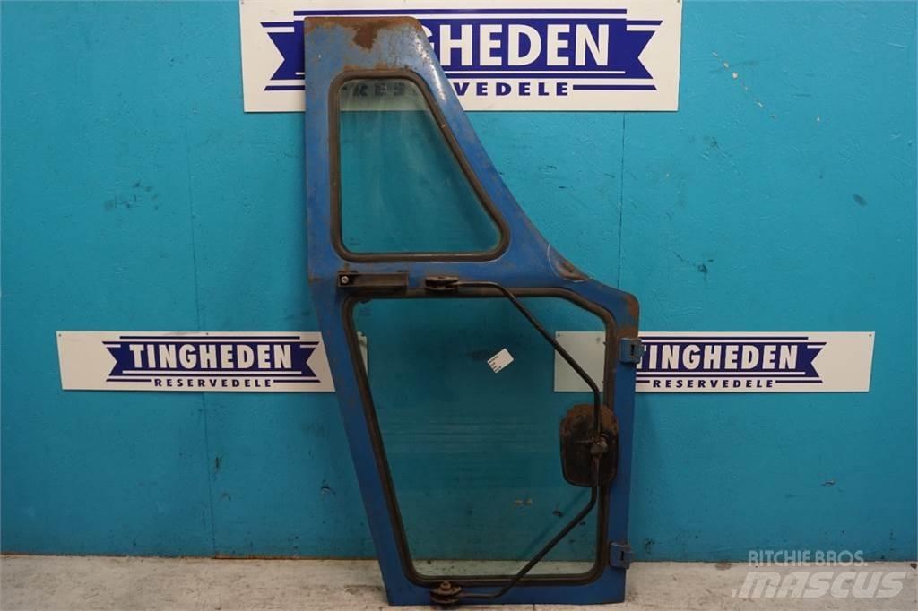 Ford 7710 Kabin