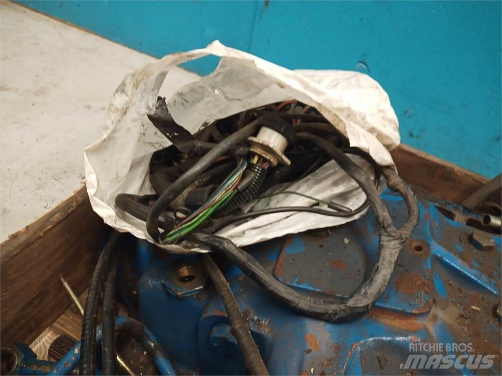 Ford 8210 Sanzuman
