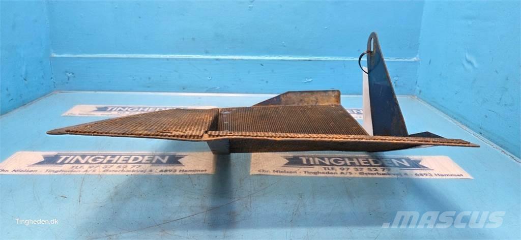Ford 8210 Diger traktör aksesuarlari