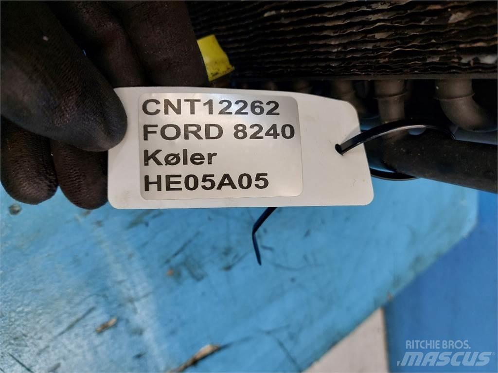 Ford 8240 Radyatörler