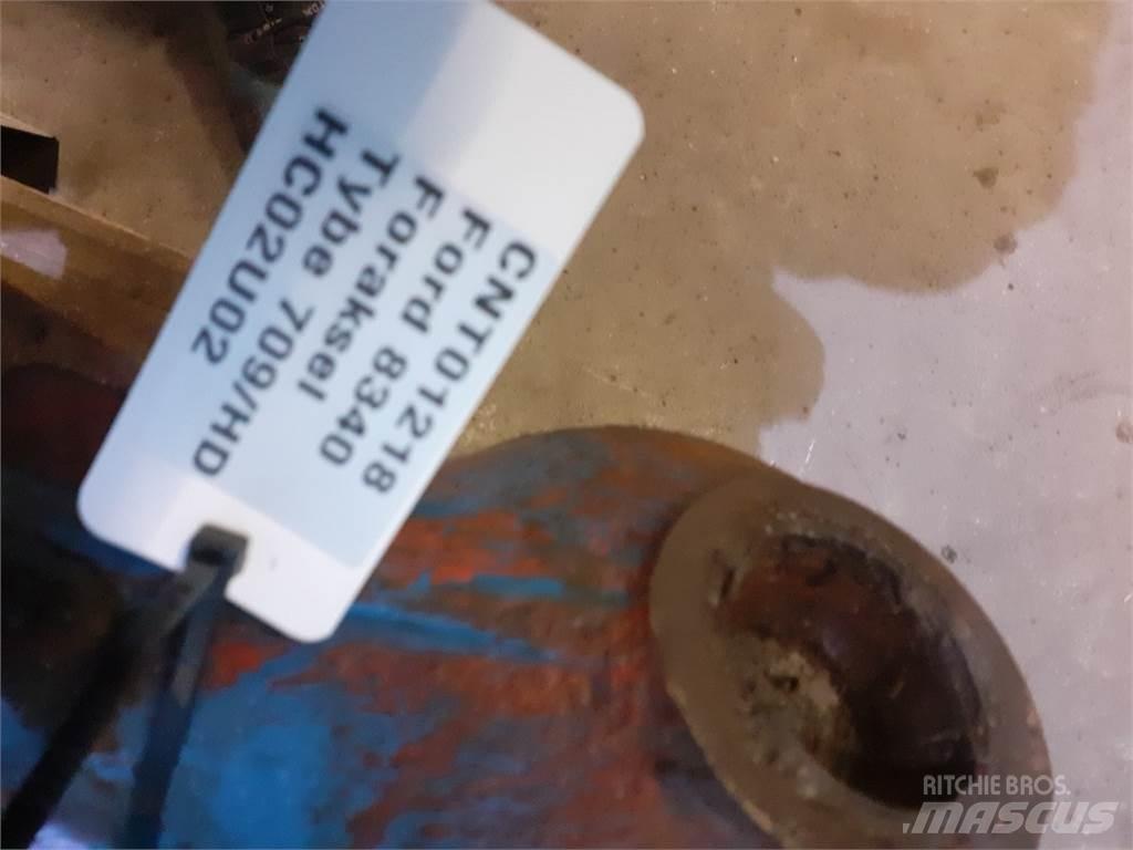 Ford 8340 Diger traktör aksesuarlari