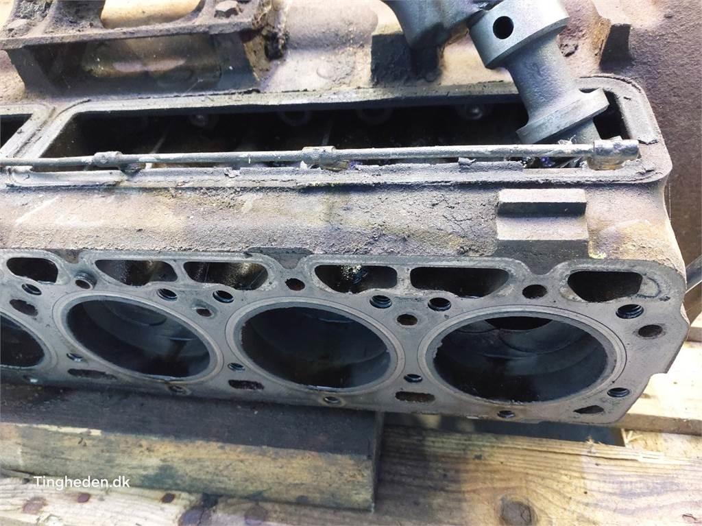 Ford Trader 590E Motorlar